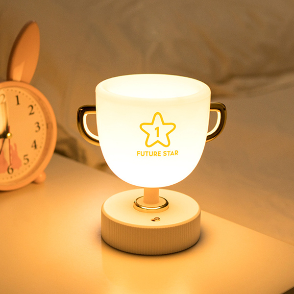 七彩獎盃遙控小夜燈