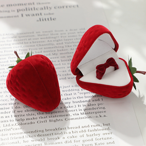 可愛草莓戒指盒